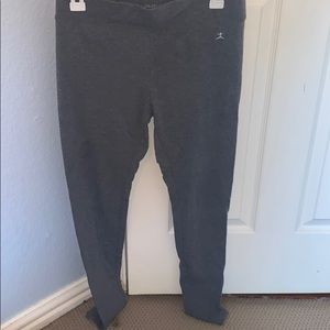 grey leggings